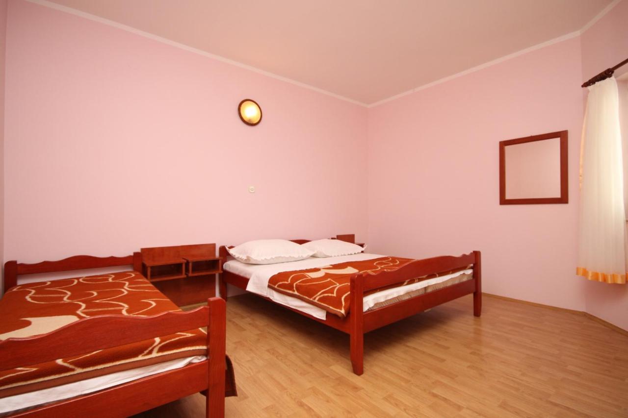 Apartments By The Sea Stara Novalja, Pag - 6469 Buitenkant foto